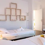 Petala House Χερρόνησος