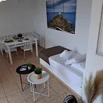 Petala House Χερρόνησος