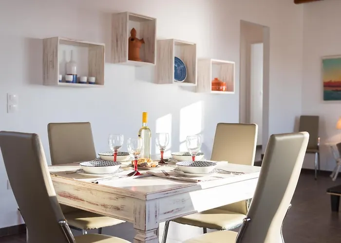 Petala House Semesterbostad